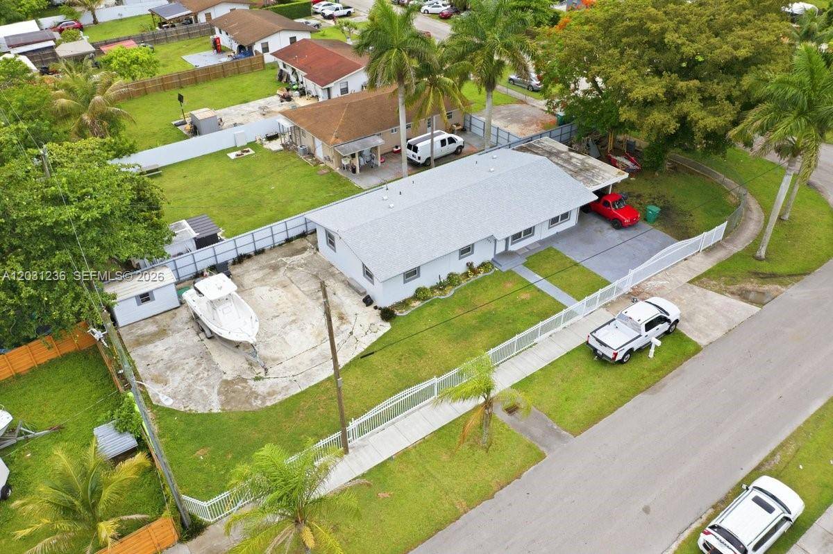 300 SW 8th AveFlorida City - picture