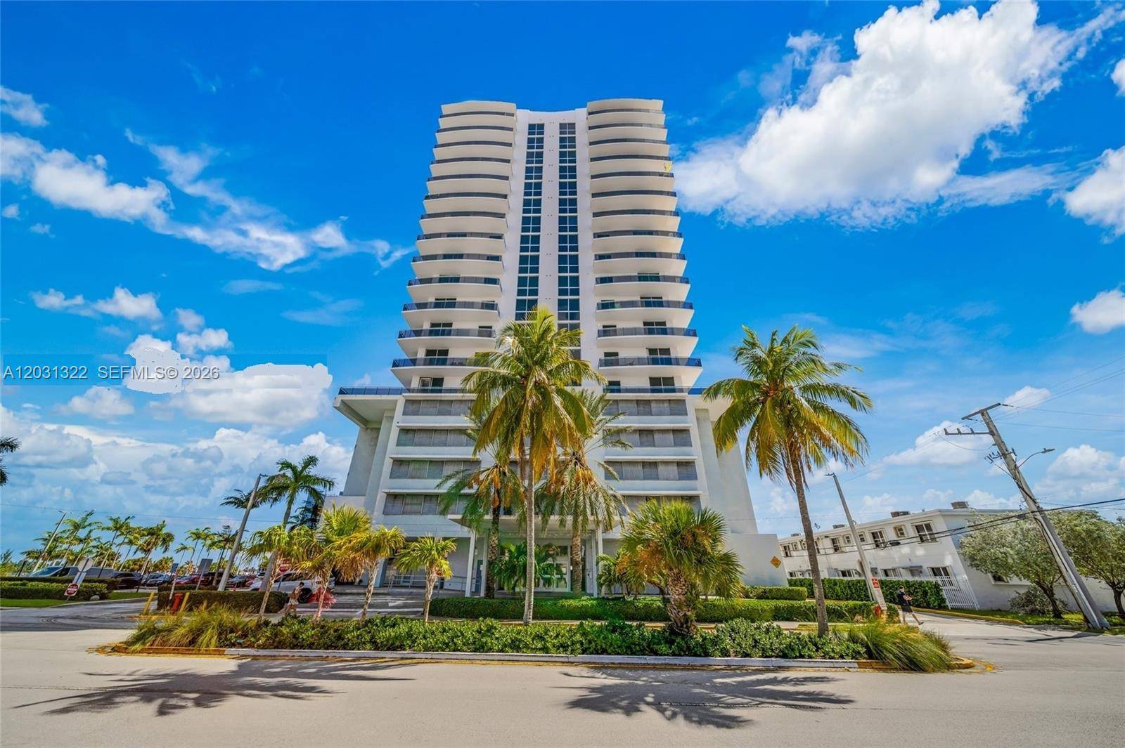 7901 Hispanola AveNorth Bay Village - Condo 5+ Stories,Condo condo unit 1601 - picture