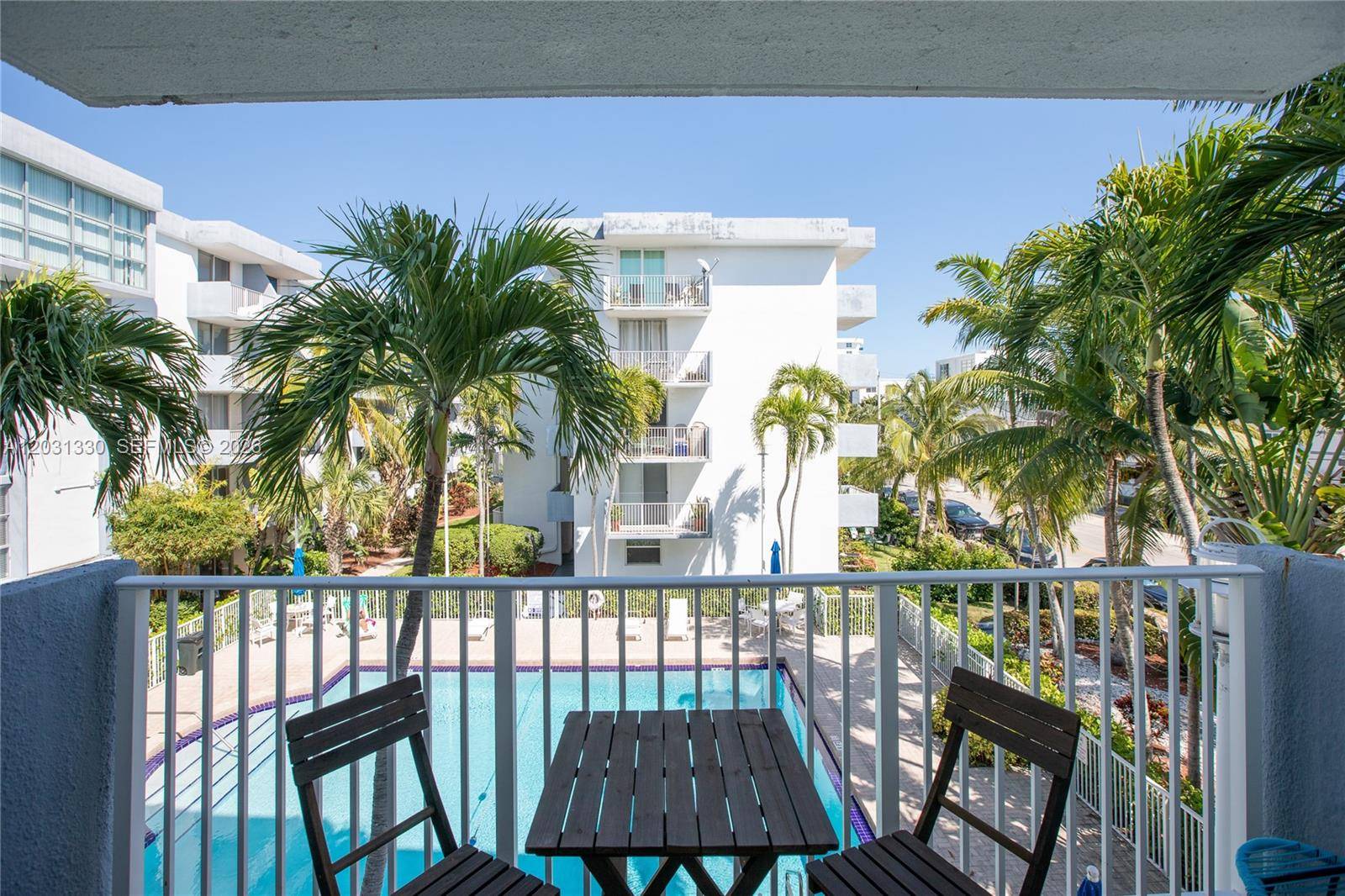 1801 S Treasure DrNorth Bay Village - NORTH BAY VILLAS CONDO condo unit 321 - picture