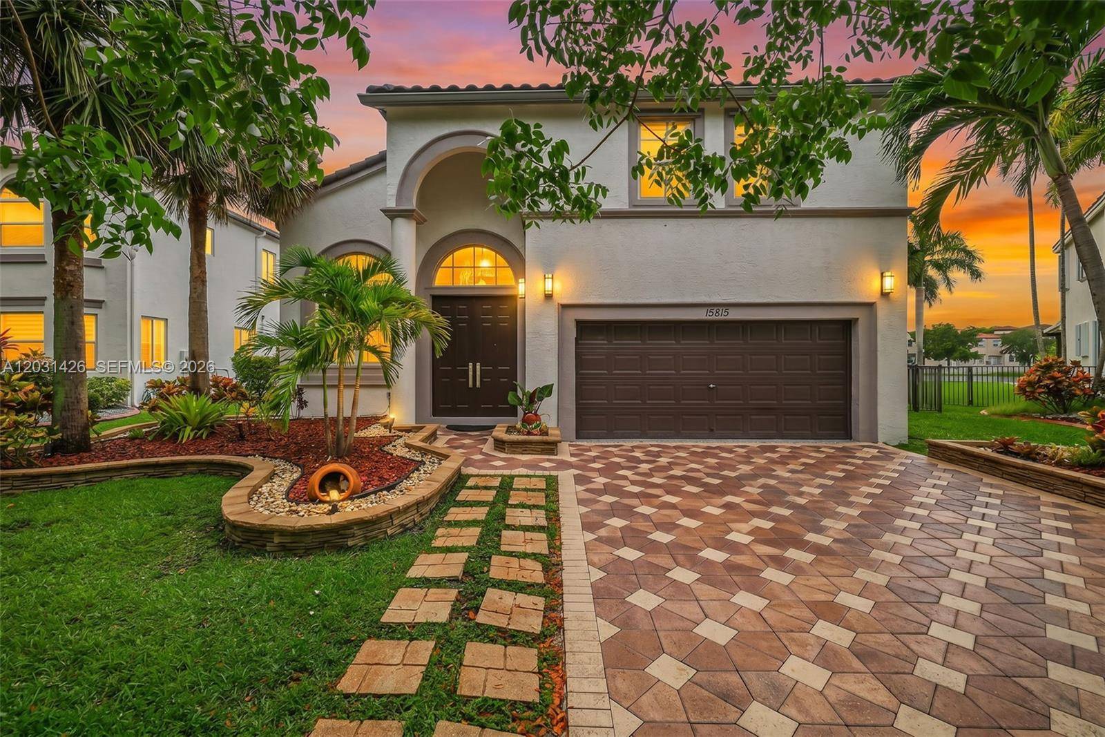 15815 SW 52nd CtMiramar - picture