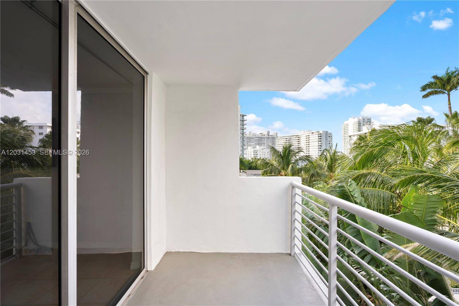 1605 Bay RdMiami Beach - BAY POINT EAST CONDO condo unit 503 - picture