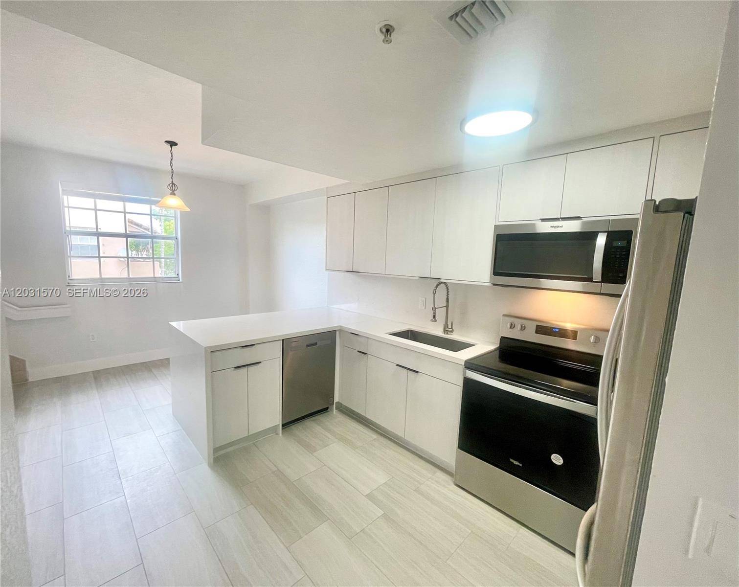 77 E 4th StHialeah - SPANISH VILLAS CONDO condo unit A212 - picture