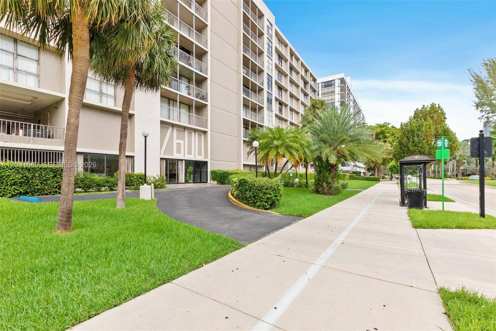 17600 N Bay RdSunny Isles Beach - FAIRVIEW HOUSE CONDO condo unit N302 - picture