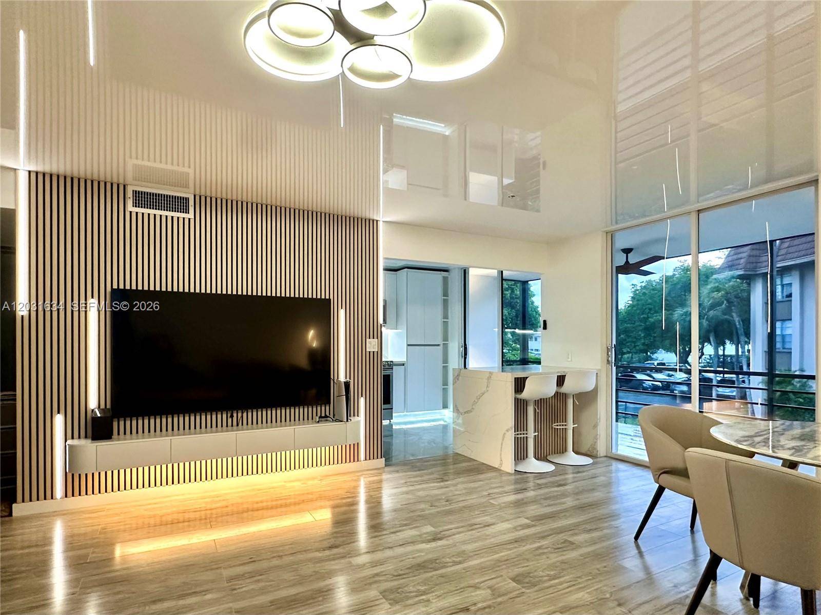 671 NE 195th StMiami - CEDAR GLENN CONDO APTS EA condo unit 205E - picture