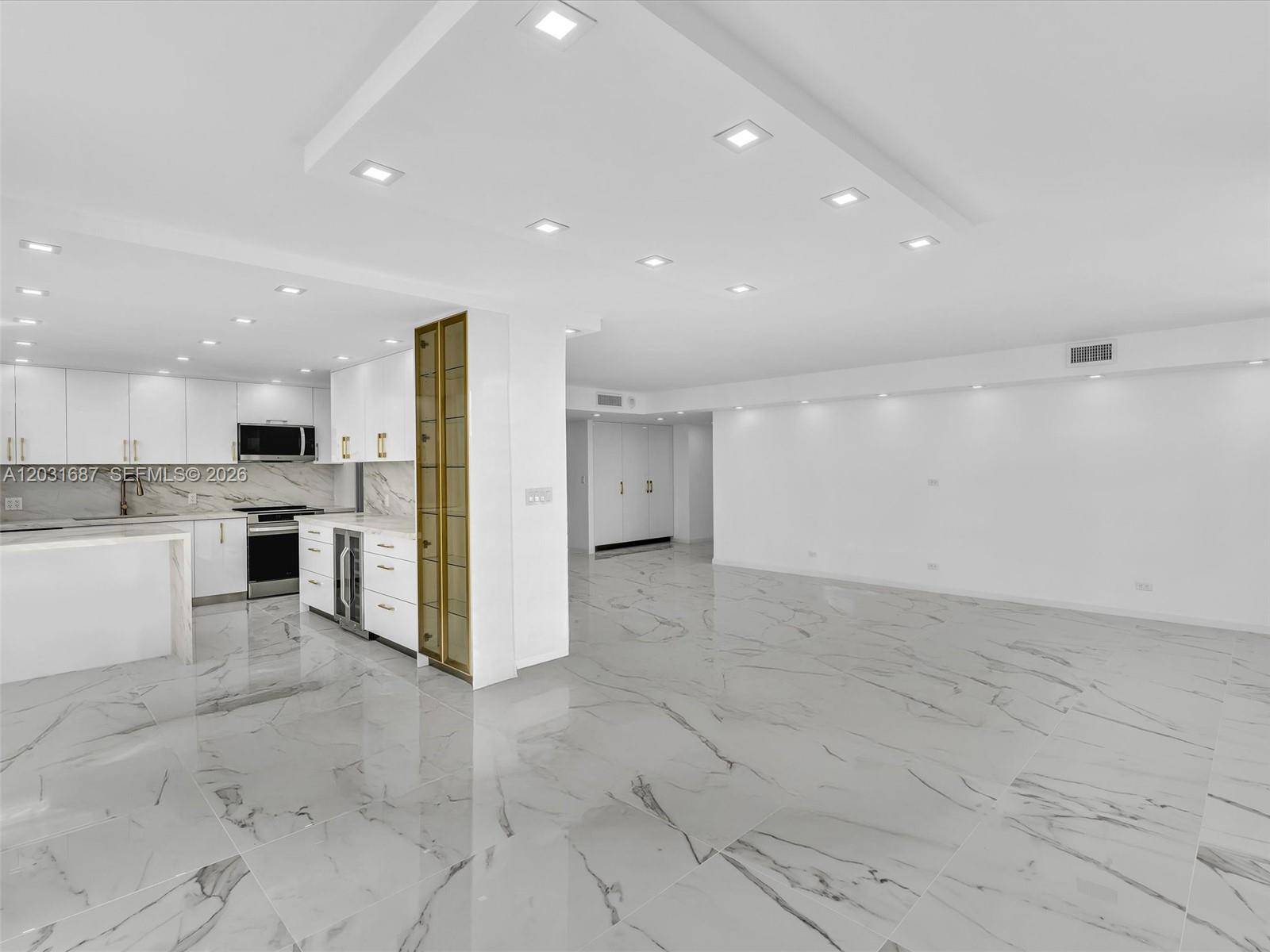 230 174th StSunny Isles Beach - Condo 5+ Stories,Condo condo unit 712 - picture