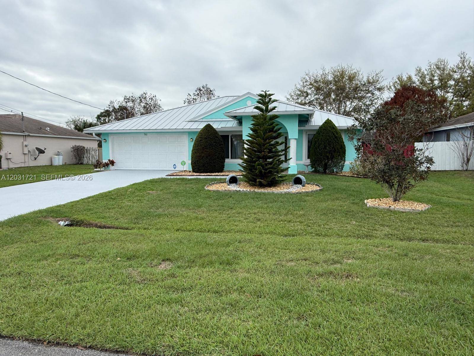 5861 NW CULLOMPort St. Lucie - picture