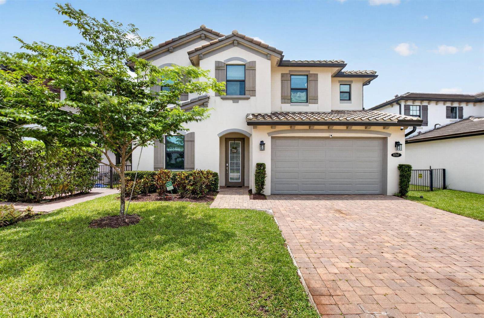 8787 Grand PrixBoynton Beach - picture