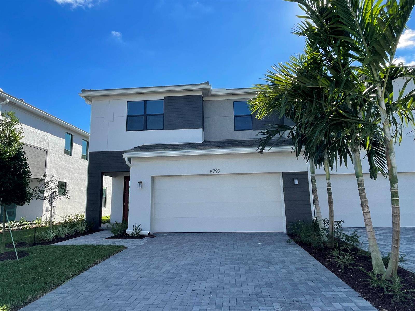8792 AntarusLake Worth - picture