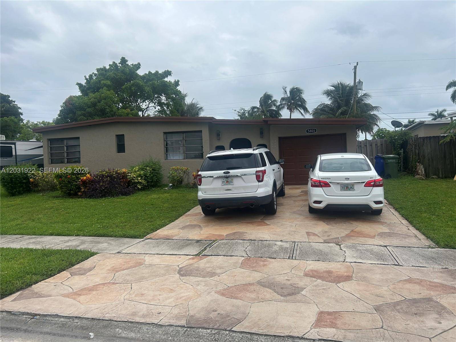 5808 NW 20th StMargate - picture