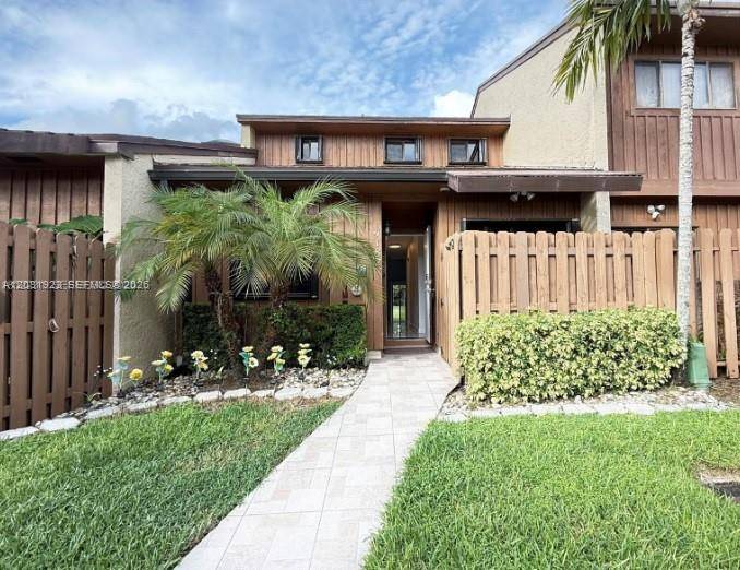 4182 S Pine Island RdDavie - picture