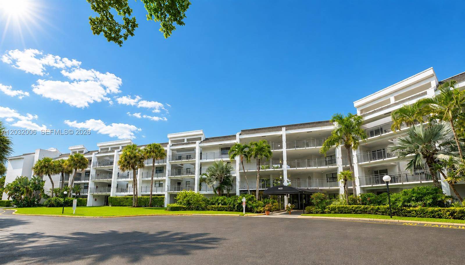 16051 Blatt BlvdWeston - Condo 1-4 Stories,Condo condo unit 401 - picture