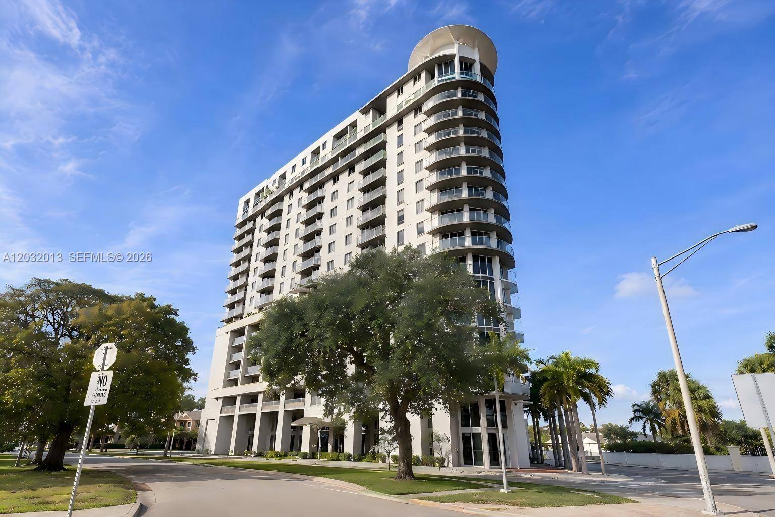 1 Glen Royal PkwyMiami - Condo 5+ Stories,Condo condo unit 1210 - picture