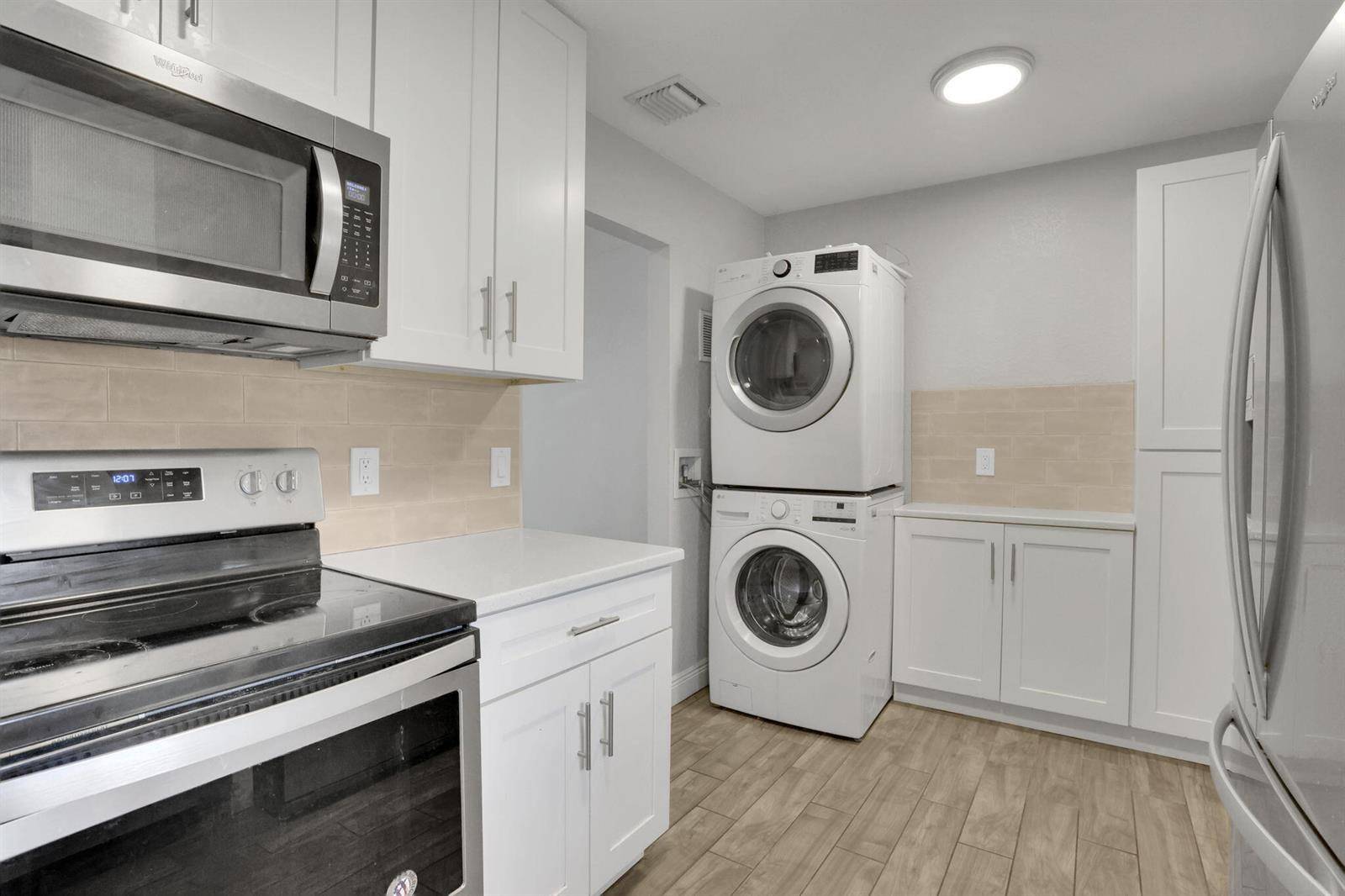 2227 NE 3rdDelray Beach - SEACREST PARK condo unit 1 & 2 - picture
