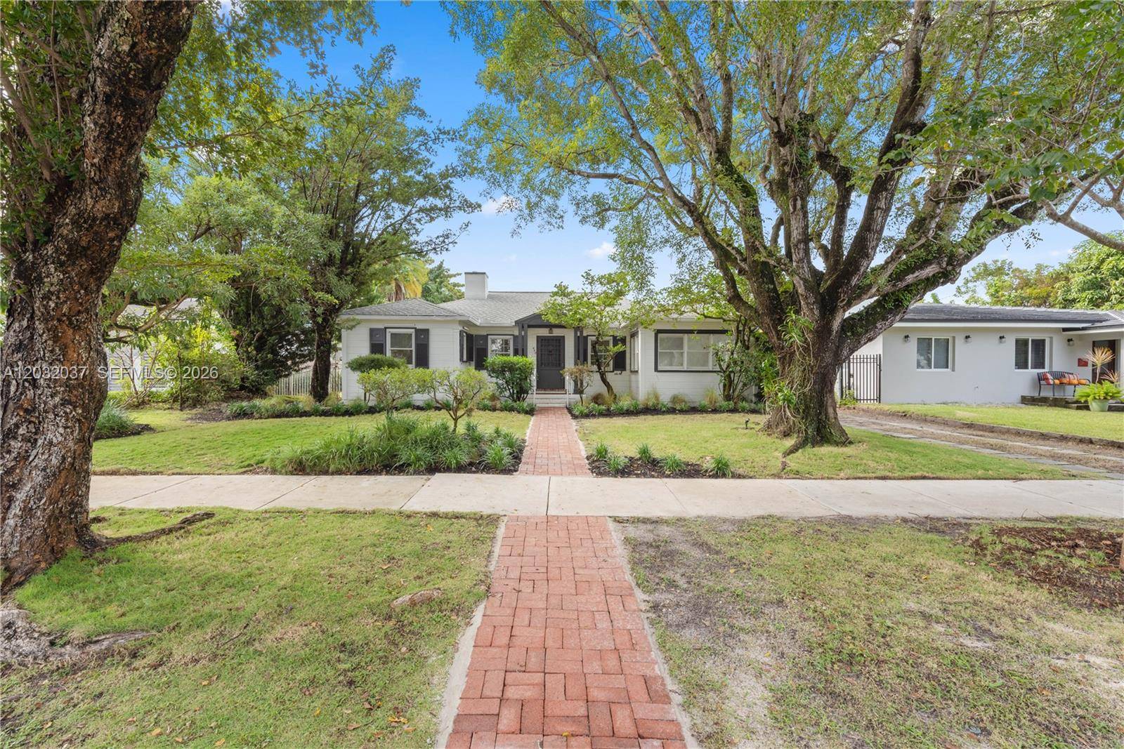 440 SW 29th RdMiami - picture
