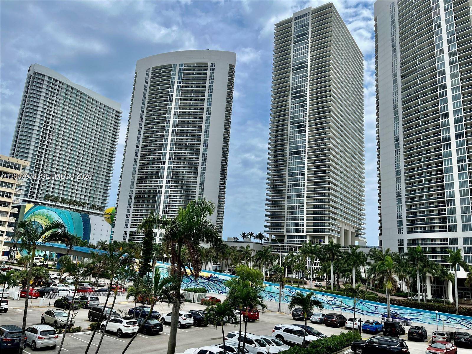 1849 S Ocean DrHallandale Beach - picture