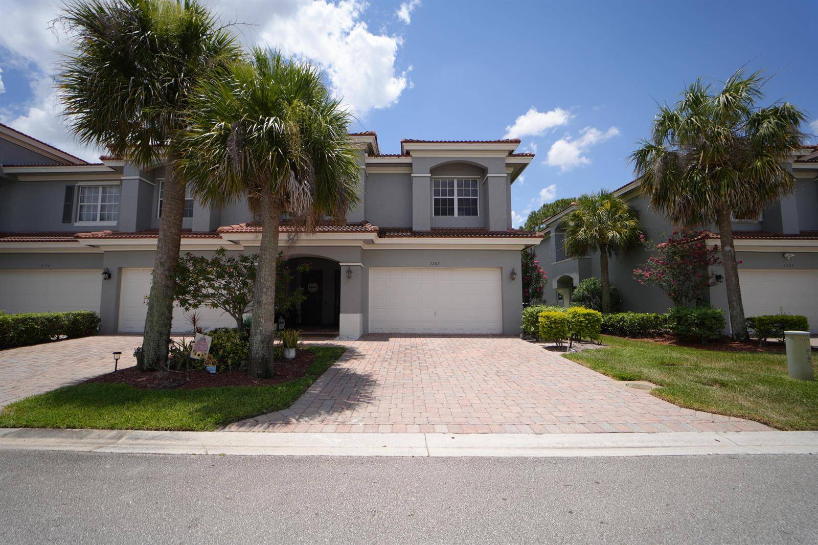 2202 SW Cape CodPort St. Lucie - picture