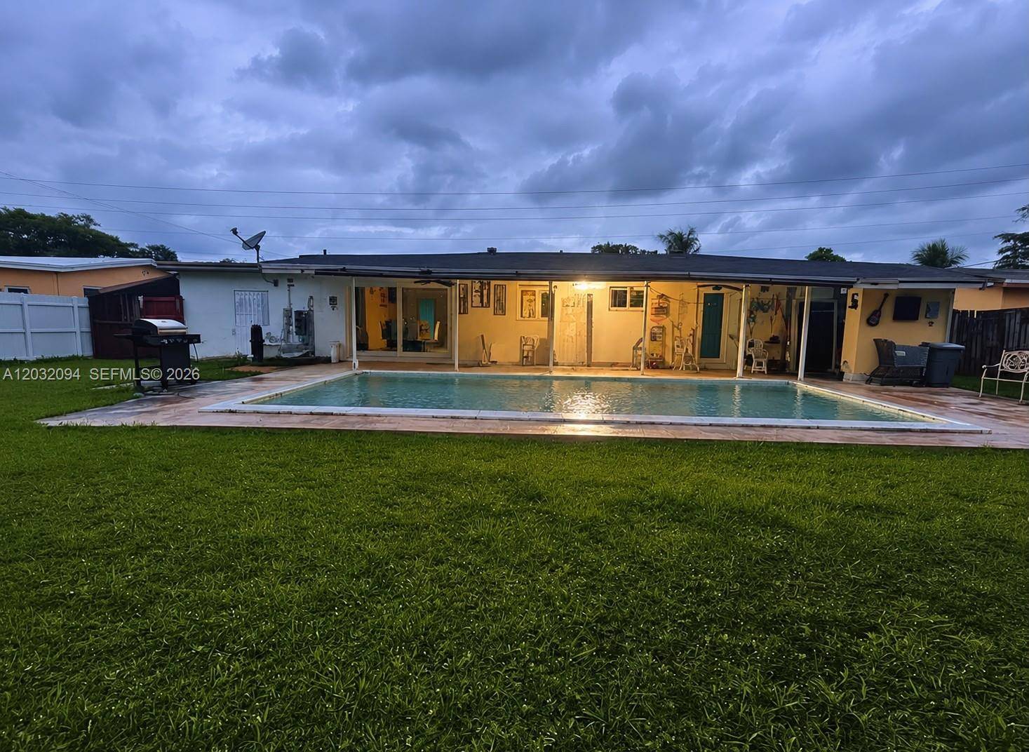 6492 SW 25th StMiramar - picture