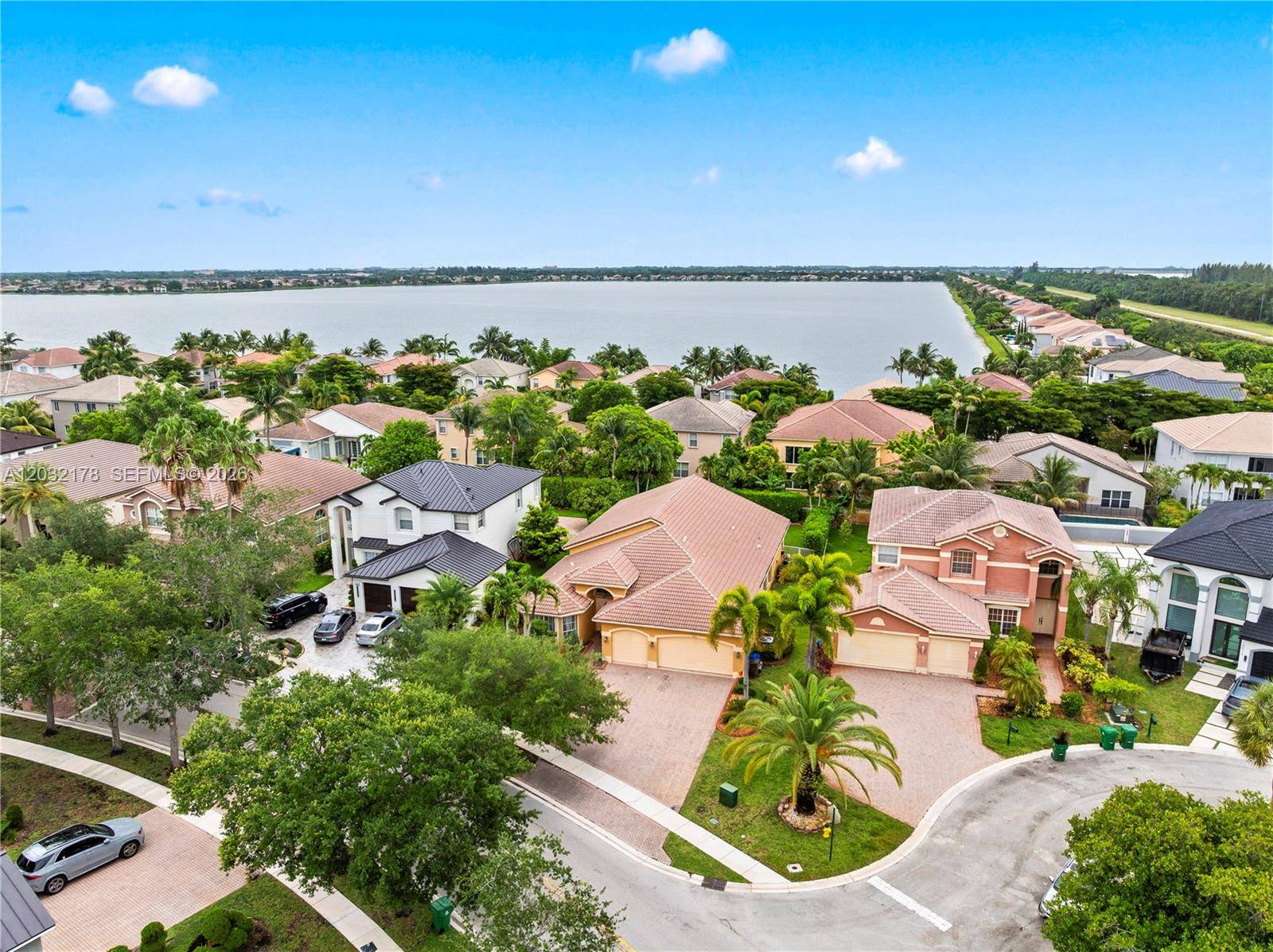 5431 SW 184th WayMiramar - picture