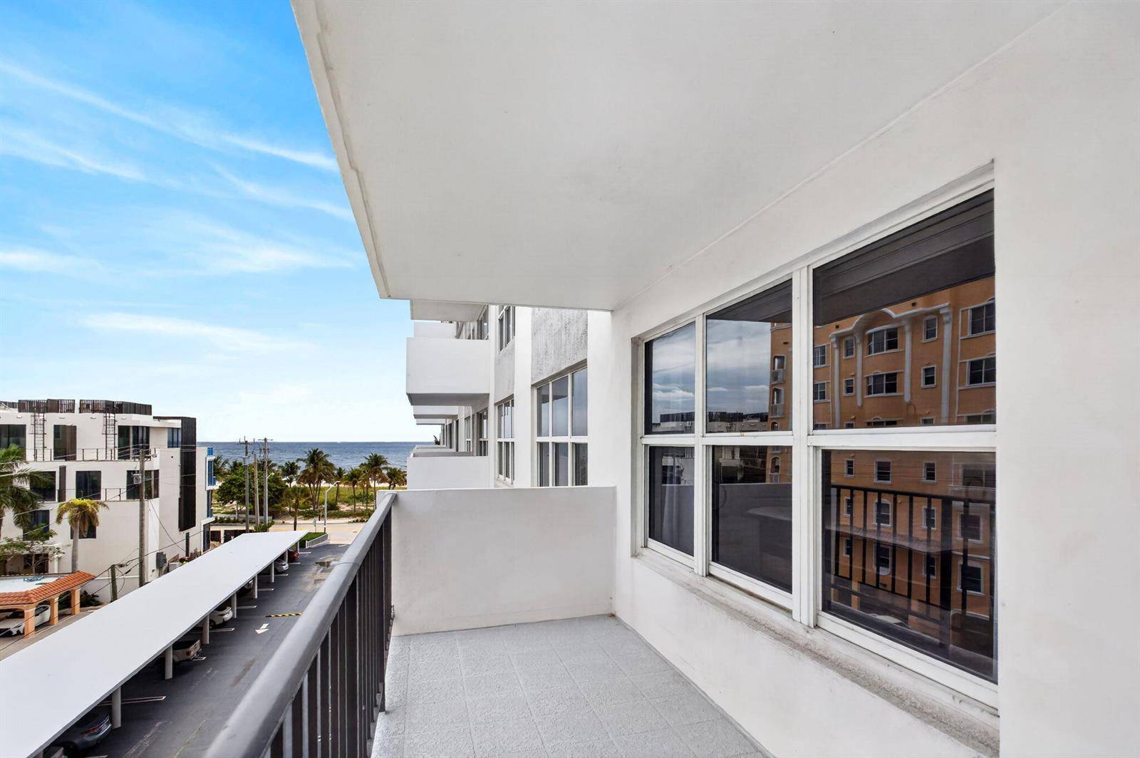 405 N OceanPompano Beach - PARLIAMENT HOUSE CONDO condo unit 507 - picture