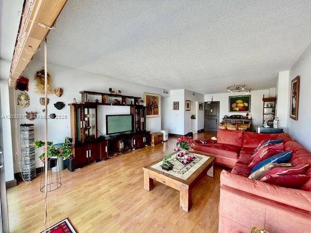 500 Bayview DrSunny Isles Beach - ARLEN HOUSE WEST CONDO,ARLEN HOUSE condo unit 1923 - picture
