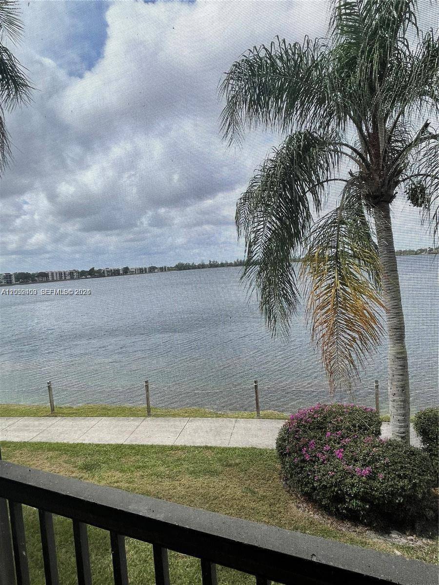 110 Lake EmeraldOakland Park - Condo 1-4 Stories,Condo condo unit 203 - picture