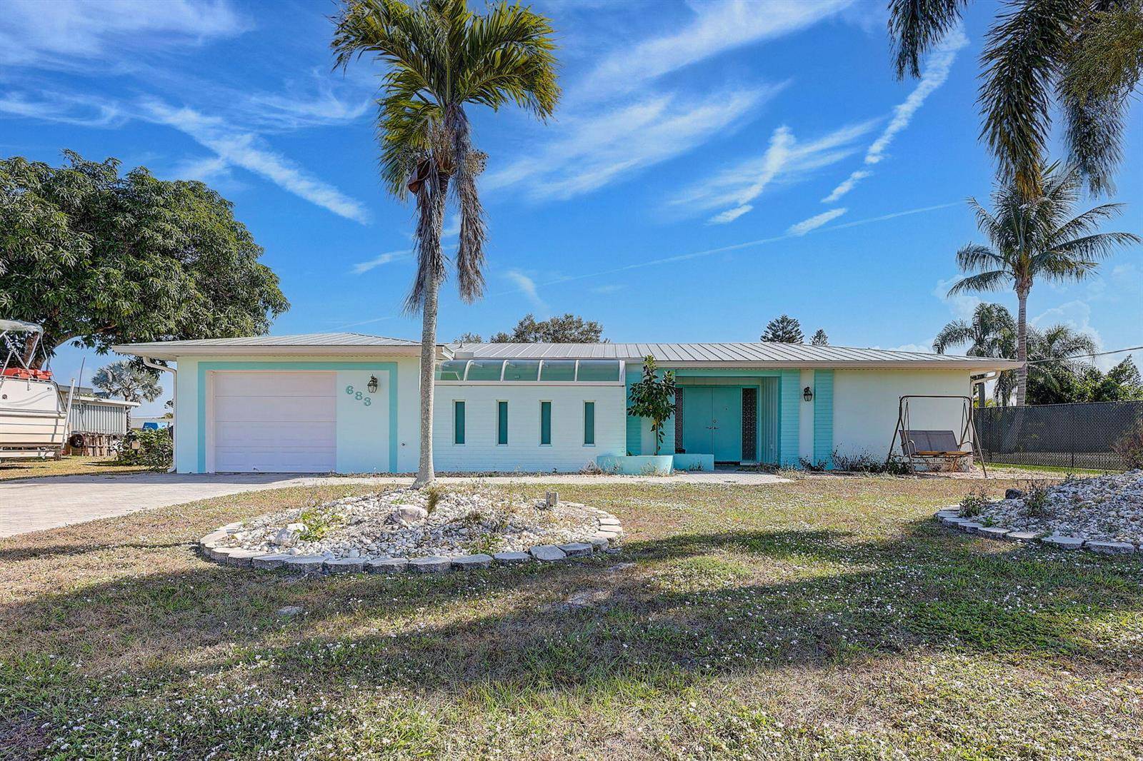 683 SE HarborviewPort St. Lucie - picture