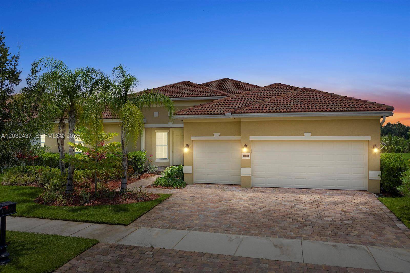 11931 SW Aventino DrPort St. Lucie - picture