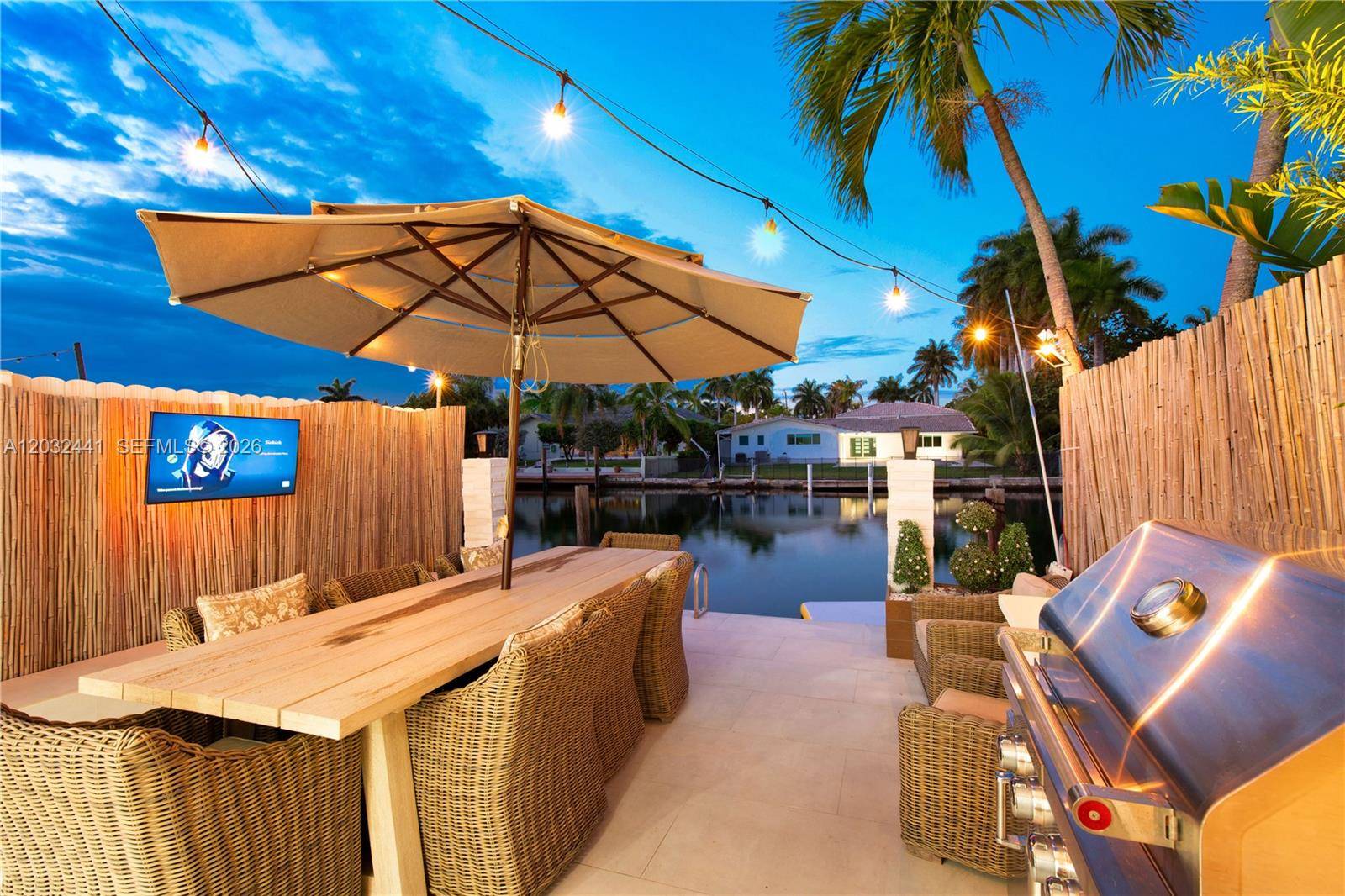 2115 NE 123rd StNorth Miami - picture