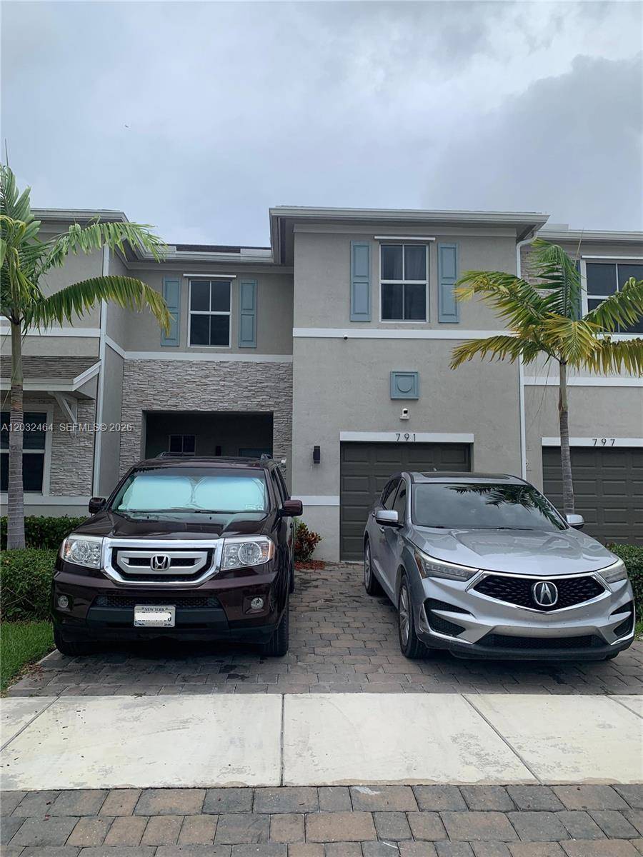791 SE 18th StHomestead - Townhouse/Villa-Annual,Townhouse condo unit 791 - picture