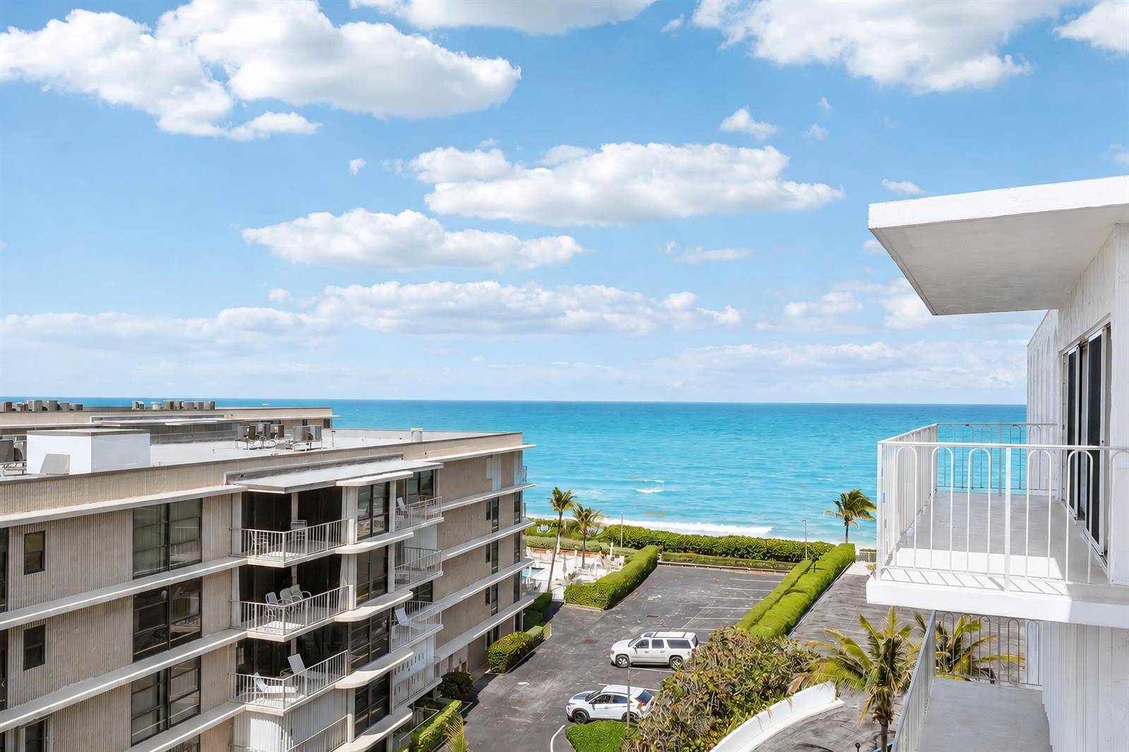 3230 S OceanPalm Beach - LA RENAISSANCE,La Renaissance condo unit D-607 - picture