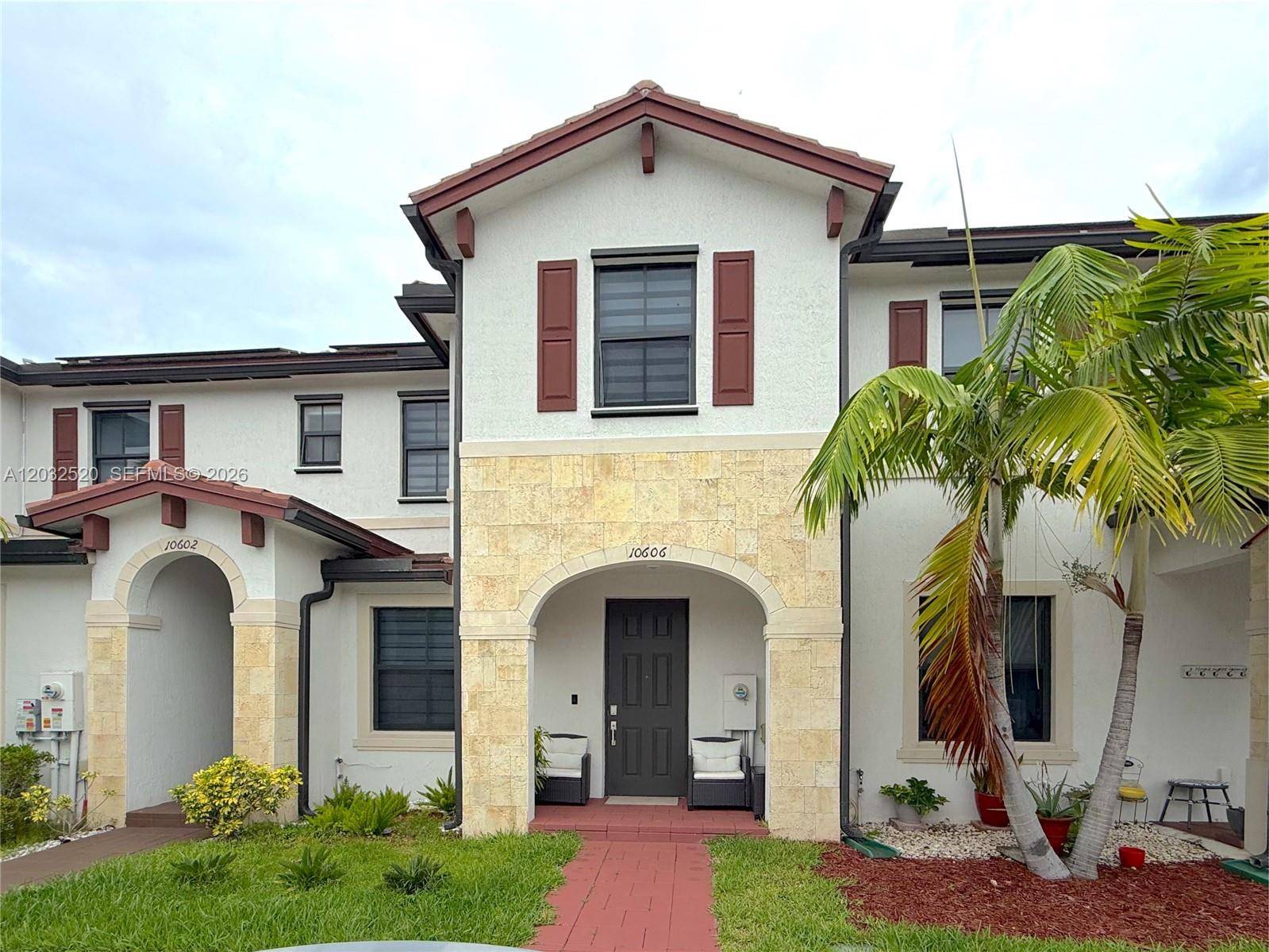 10606 W 32nd LnHialeah - picture