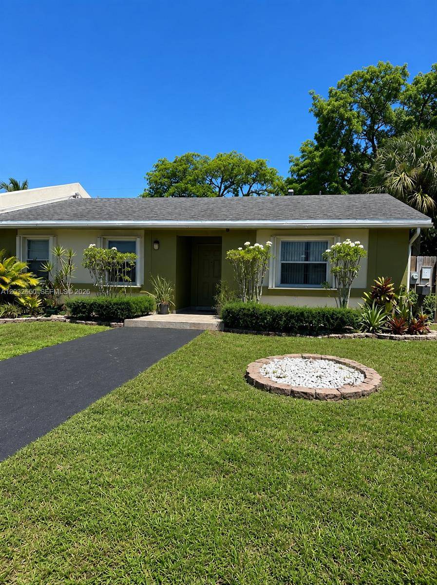 11871 SW 123rd PlMiami - picture