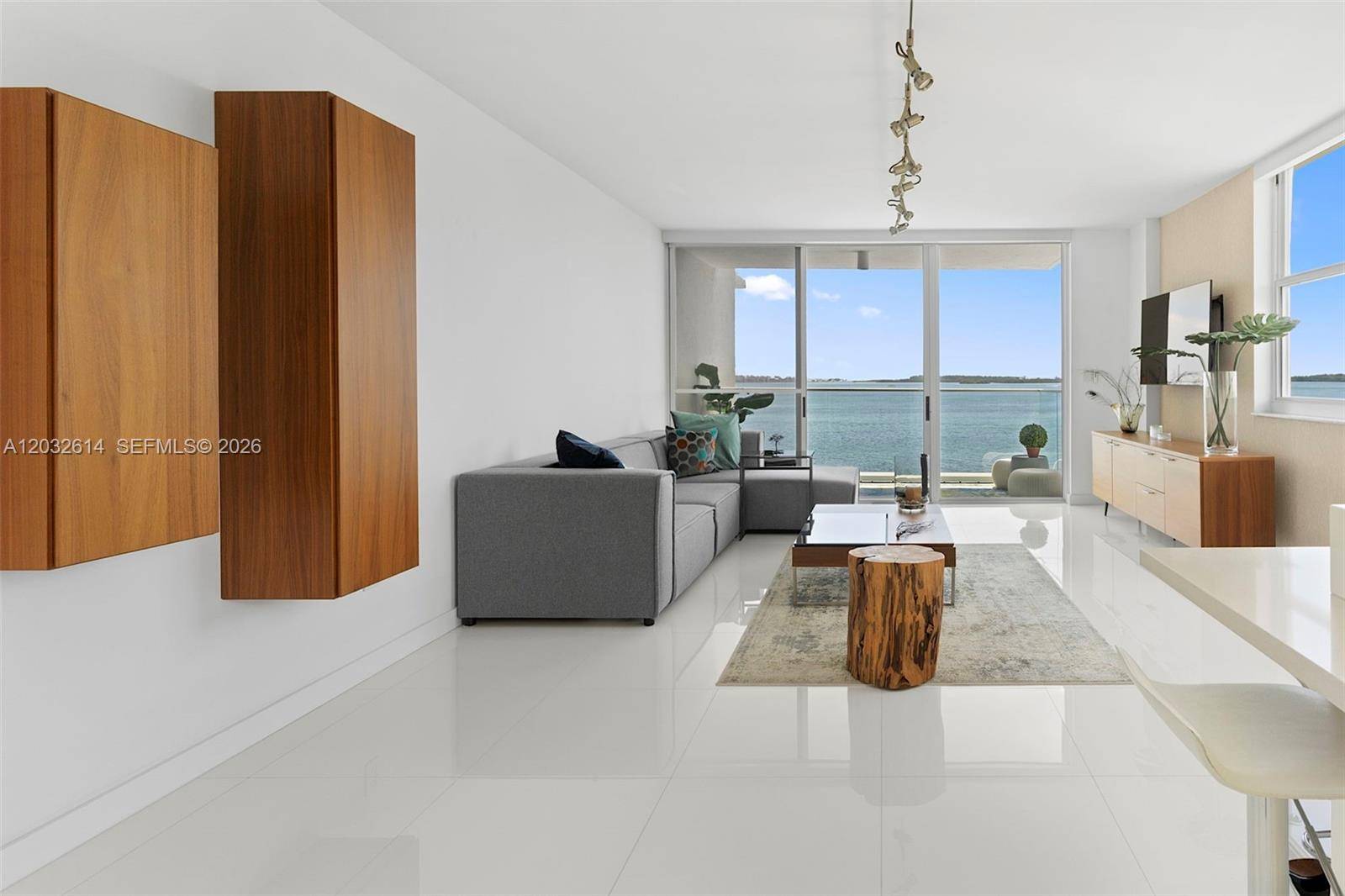 800 CLAUGHTON ISLAND DRIVEMiami - ST LOUIS CONDO condo unit 505 - picture