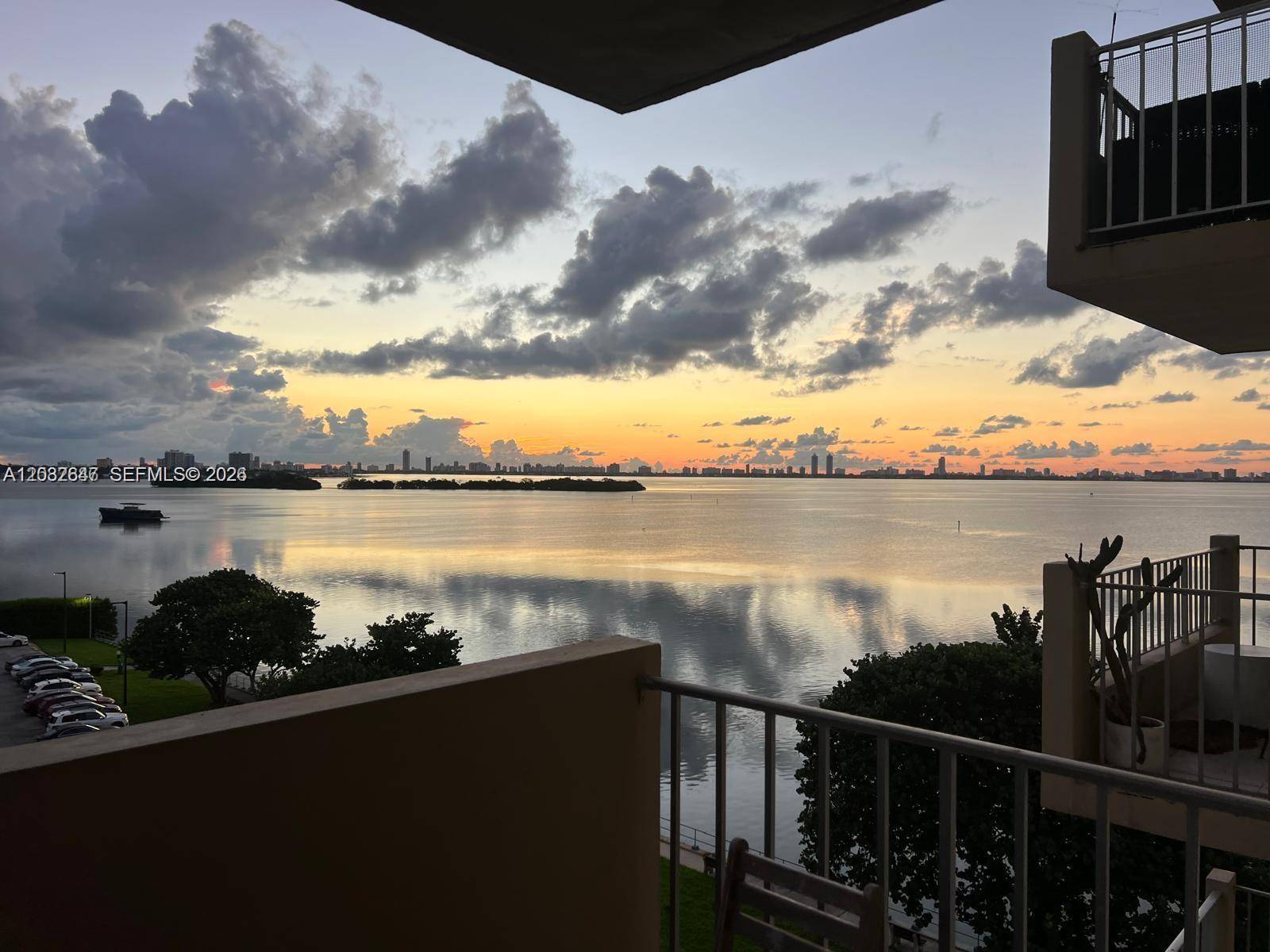 880 NE 69th StMiami - Condo 5+ Stories,Condo condo unit 6R - picture