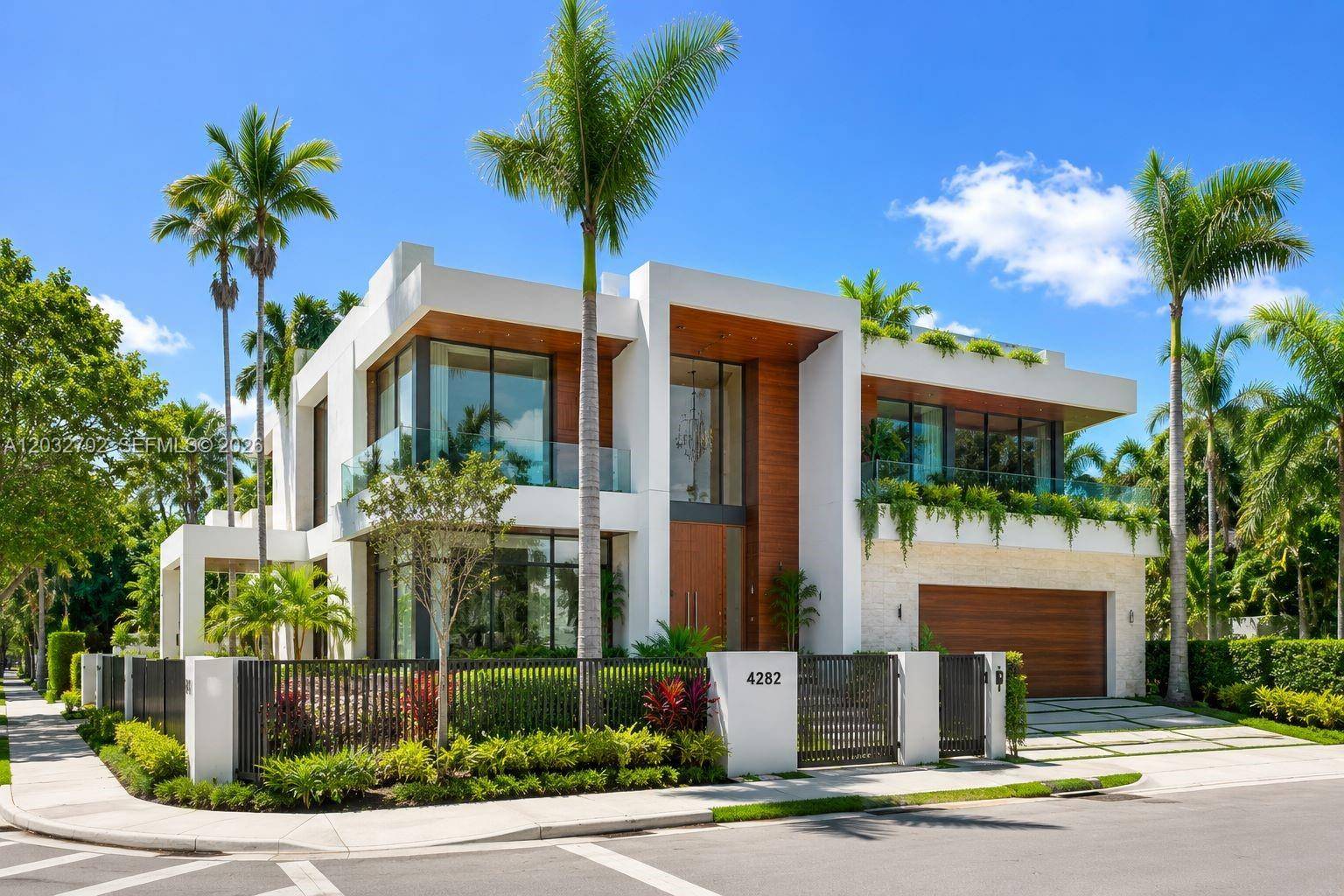 4282 NW 1st AveMiami - picture