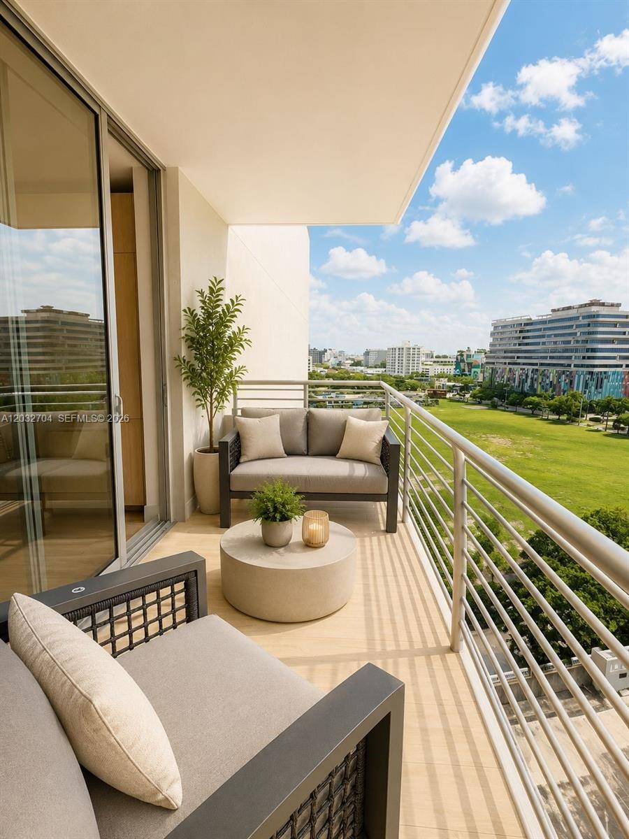 90 ne 32nd streetMiami - Condo/Co-Op/Seasonal,Condo condo unit 926 - picture