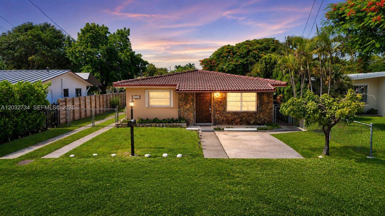 6560 SW 34th StMiami - picture