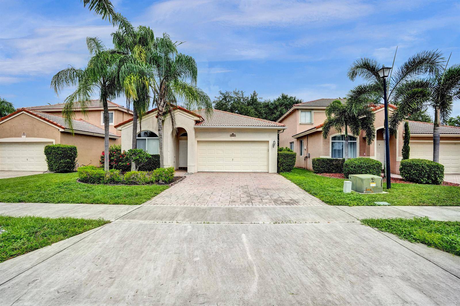 3717 PebblebrookCoconut Creek - picture