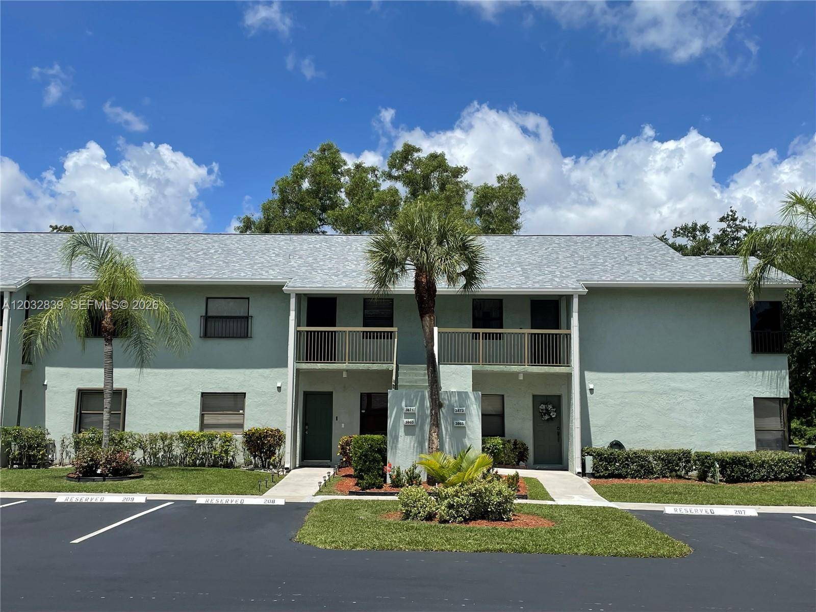 3871 N Carambola Cir NCoconut Creek - Condo 1-4 Stories,Condo condo unit 2955 - picture