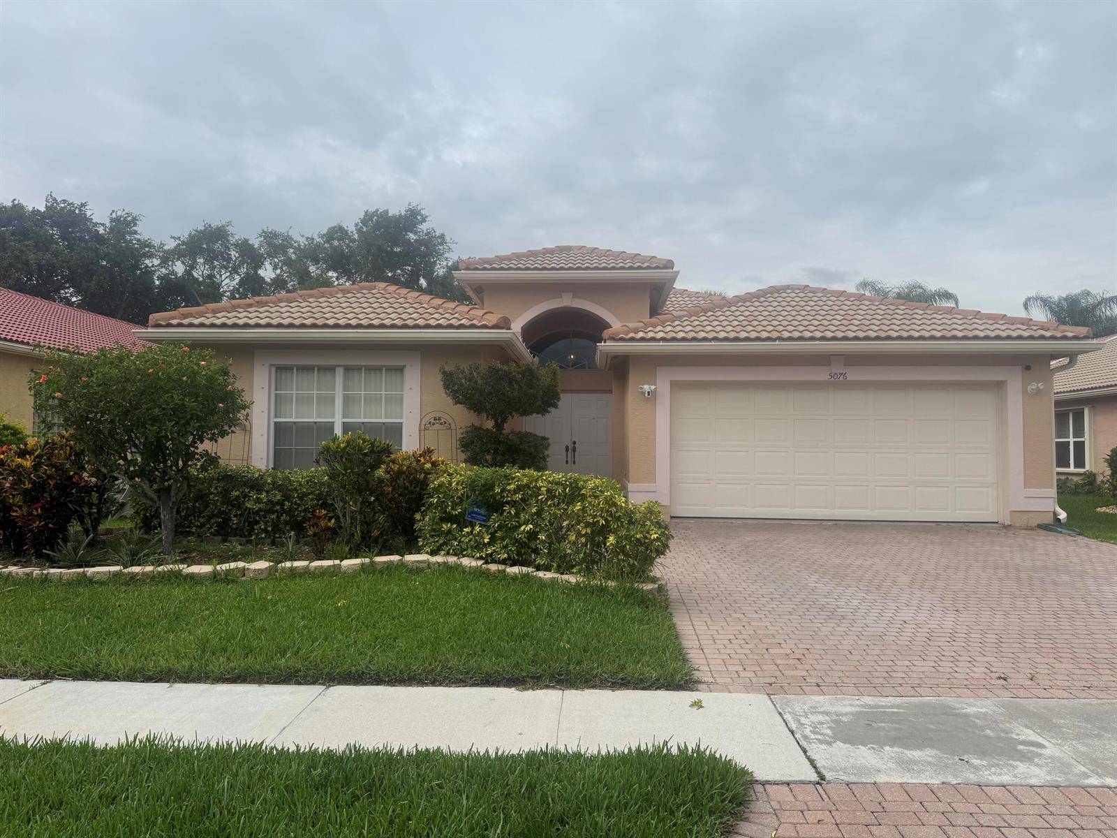 5076 Nautica Lake - picture