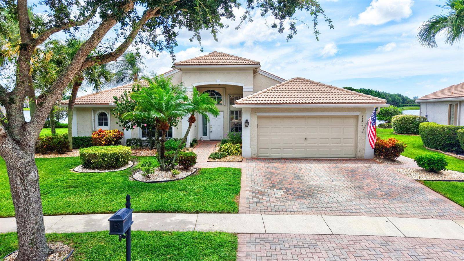 13461 Barcelona LakeDelray Beach - picture