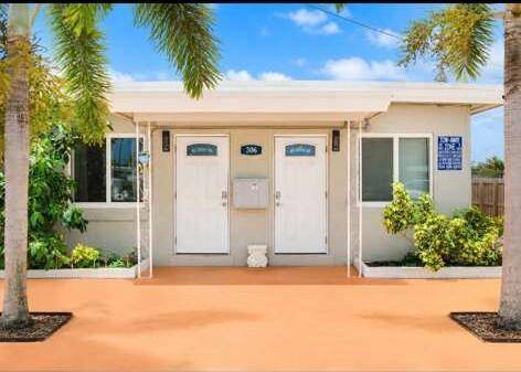 306 NE 6thHallandale Beach - HOLLYWOOD PINES ESTATES condo unit 1-4 - picture
