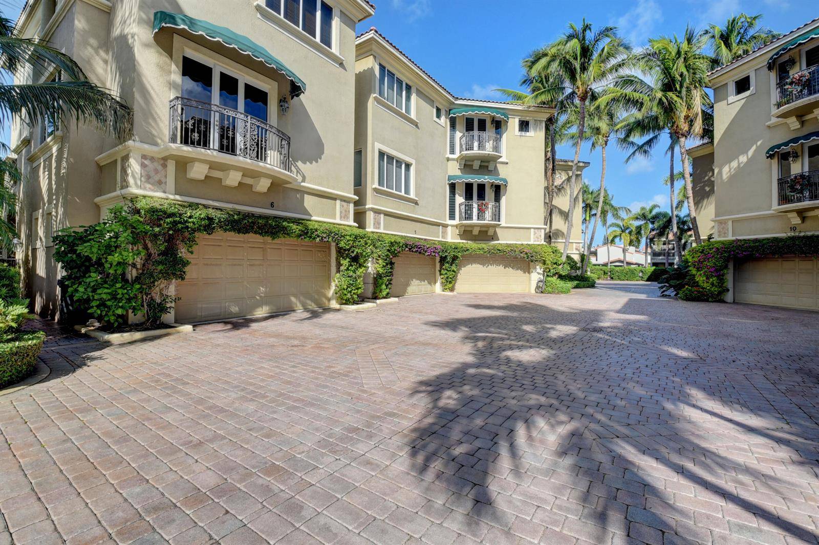 921 OsceolaBoca Raton - SATURNIA condo unit Unit 4 - picture