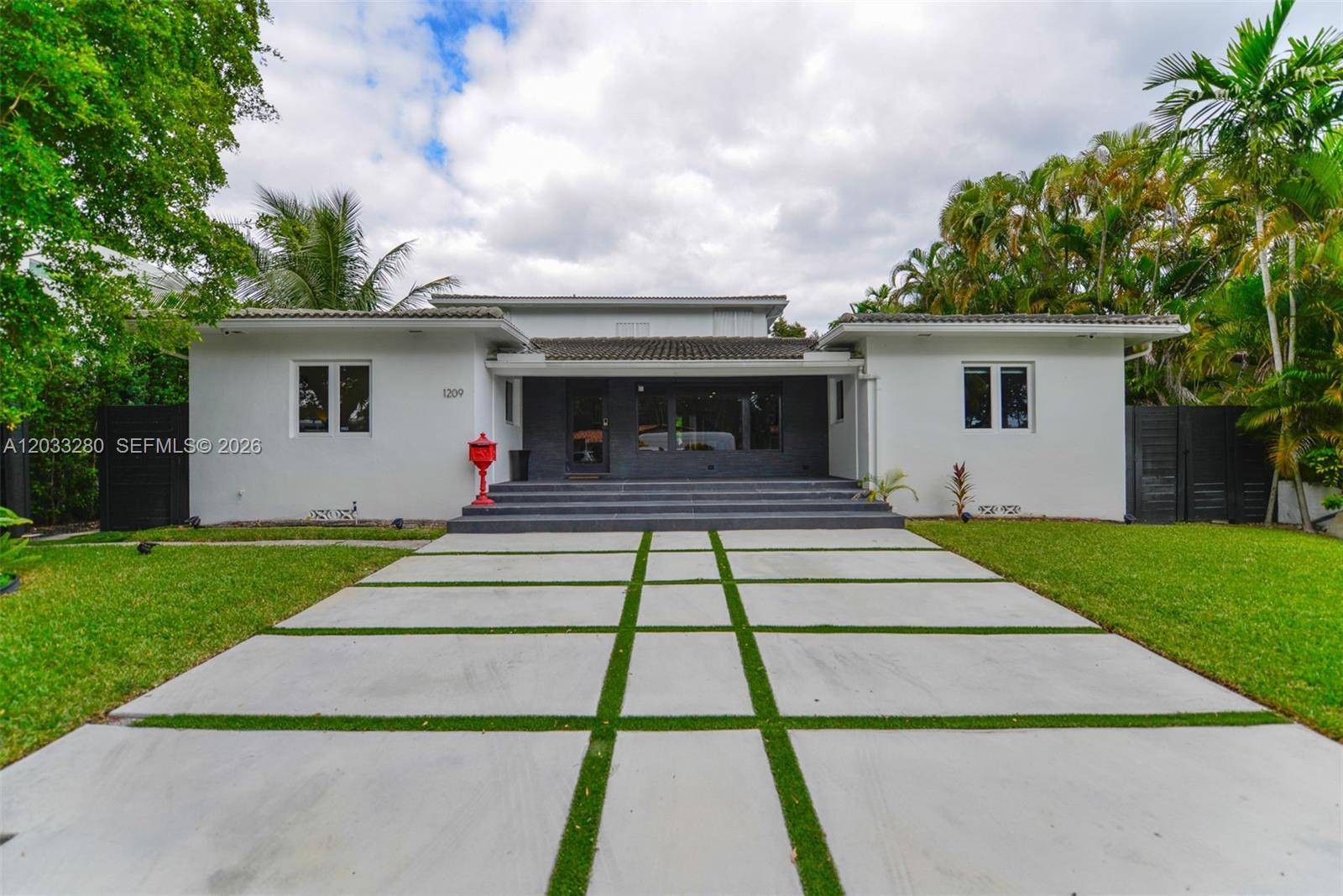 1209 NE 96th StMiami Shores - MIAMI SHORES SEC 3 condo unit 1209 - picture