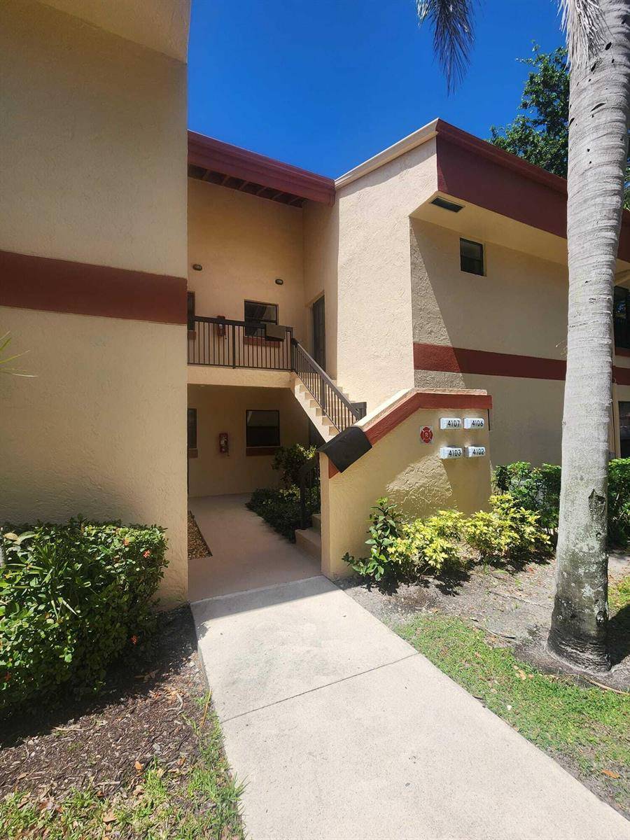 4106 S CarambolaCoconut Creek - KARANDA VILLAGE VII-A COND condo unit 2107 - picture