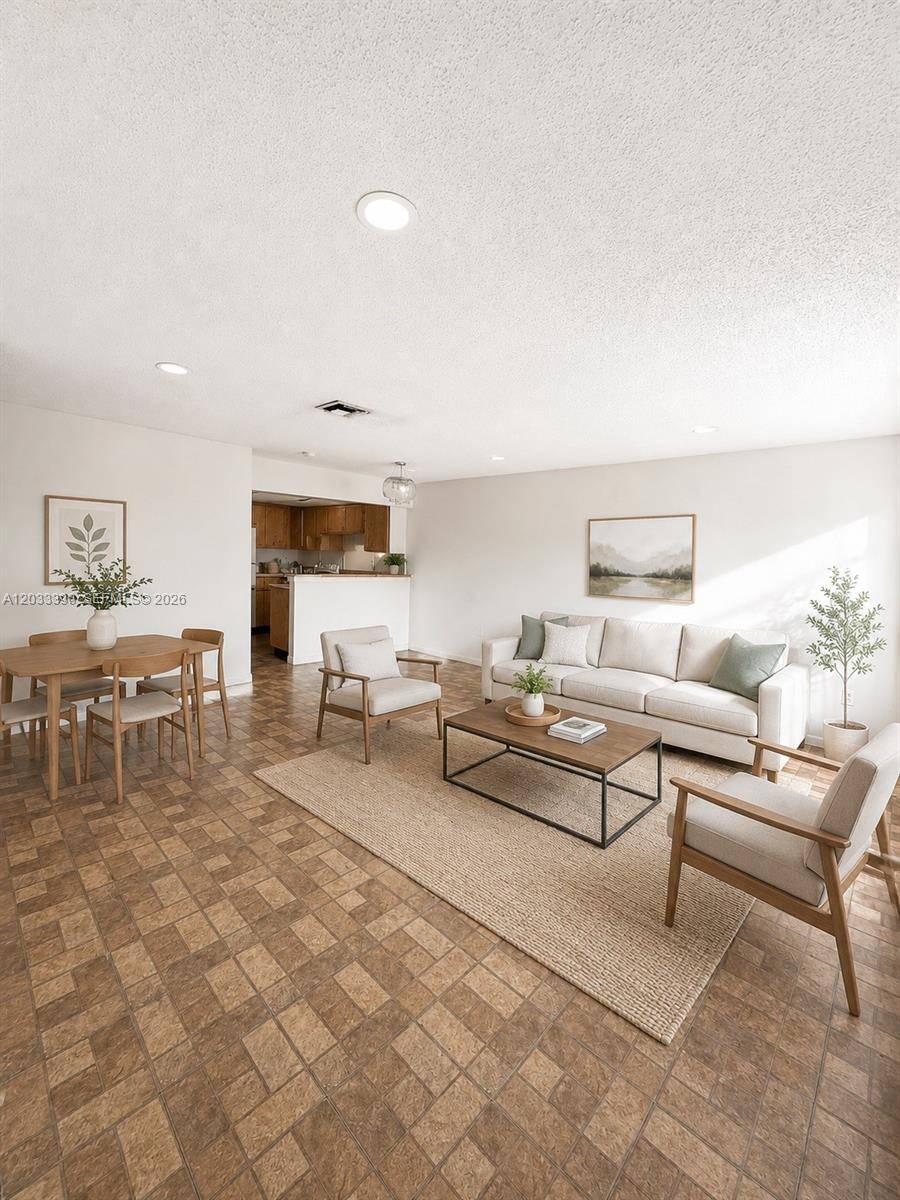 8480 SW 154th Cir CtMiami - Condo 1-4 Stories,Condo condo unit 924 - picture