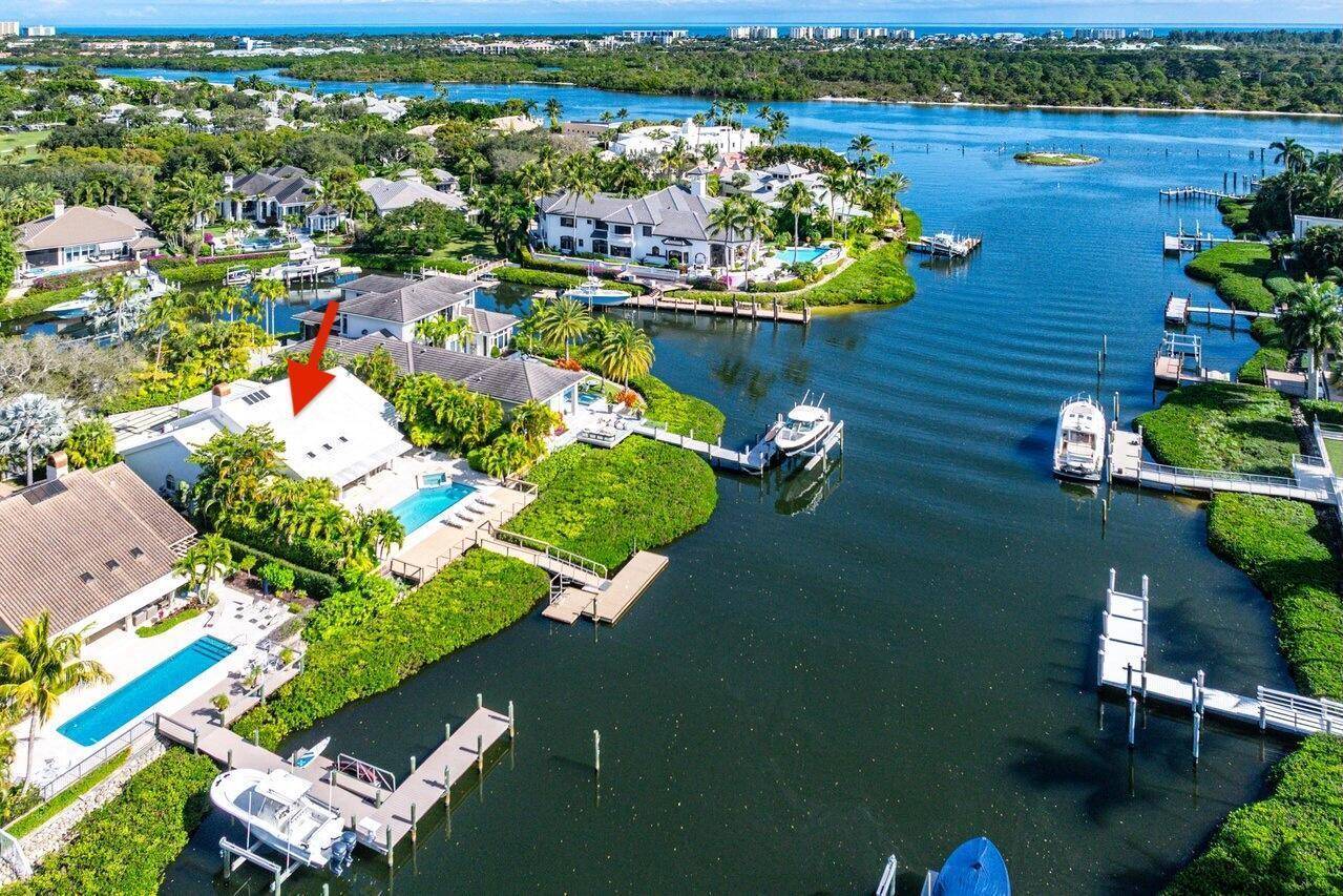 215 IslandJupiter - picture