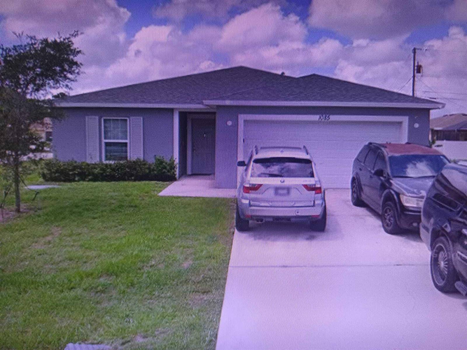 1085 SW FirestonePort St. Lucie - picture