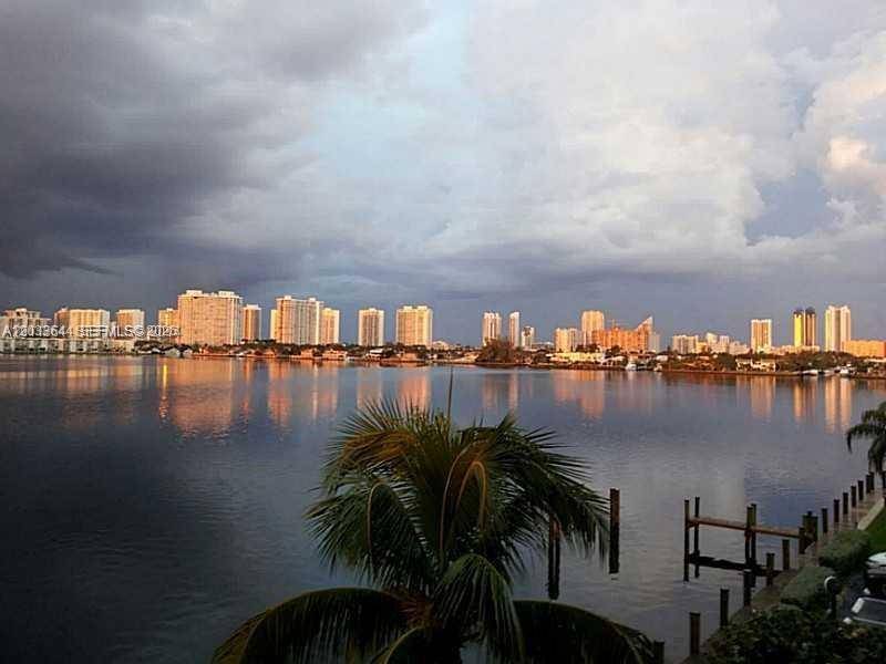 16546 NE 26th AveNorth Miami Beach - Condo 5+ Stories,Condo condo unit 4C - picture