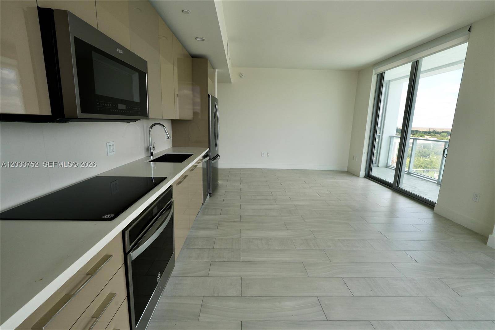 2000 Metropica WaySunrise - Condo/Co-Op/Annual,Condo condo unit 810 - picture